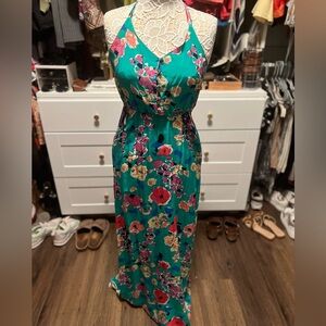 Yumi kim 100% silk maxi dress - Size S EUC